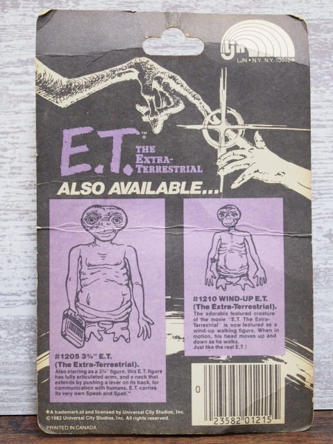 E.T.オリジナルコレクタブルフィギュアのパッケージ裏側