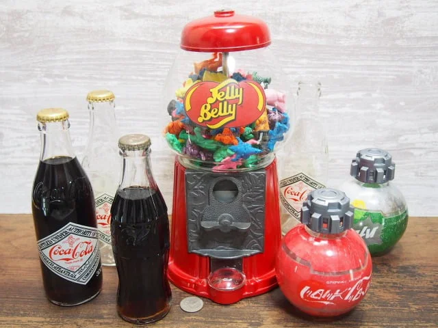 Jelly Belly Bean Machineとコカコーラのボトルと
