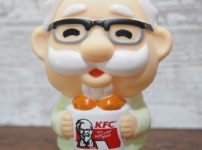 KFC チャリティーカーネル貯金箱 (2017年)